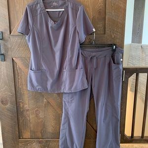 Cherokee Infiniti Scrub Set